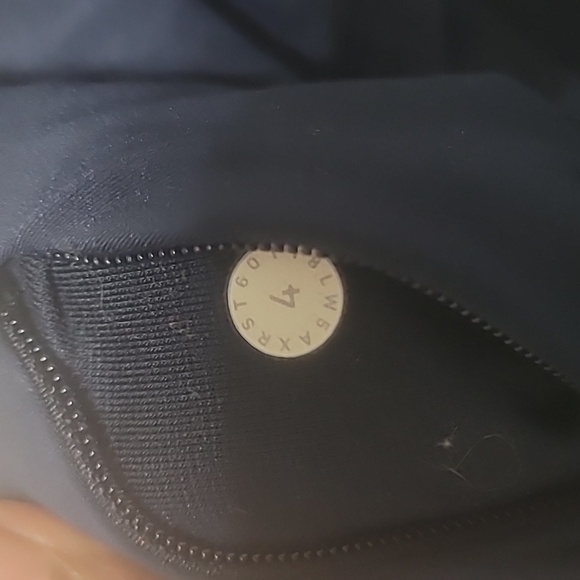 Lululemon Women's Workout Pants Size 4 Navy Blue - Picture 4 of 10